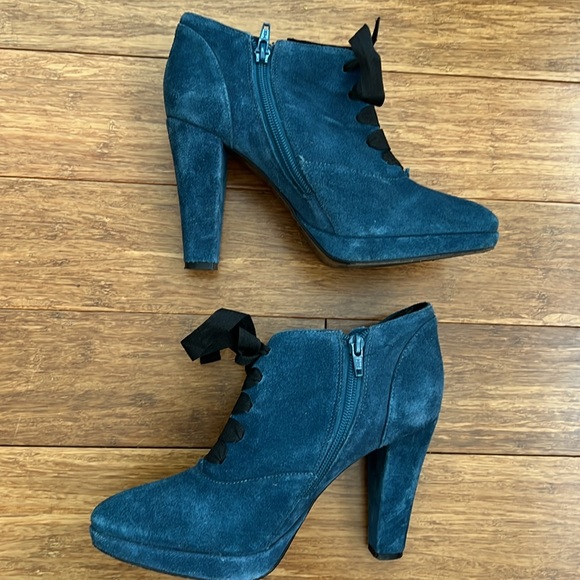 BODEN Booties Navy Lace Up/Side Zip Platform sz 38 - Picture 2 of 7